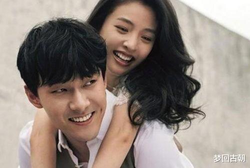 三个人一起吃瓜娱乐圈